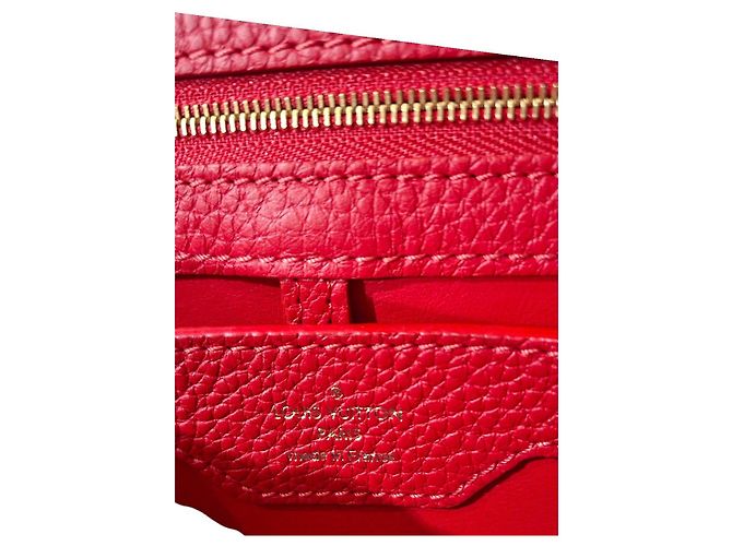 Louis Vuitton Capucines Borsa in Pelle Taurillon Rossa Rosso - vista 10
