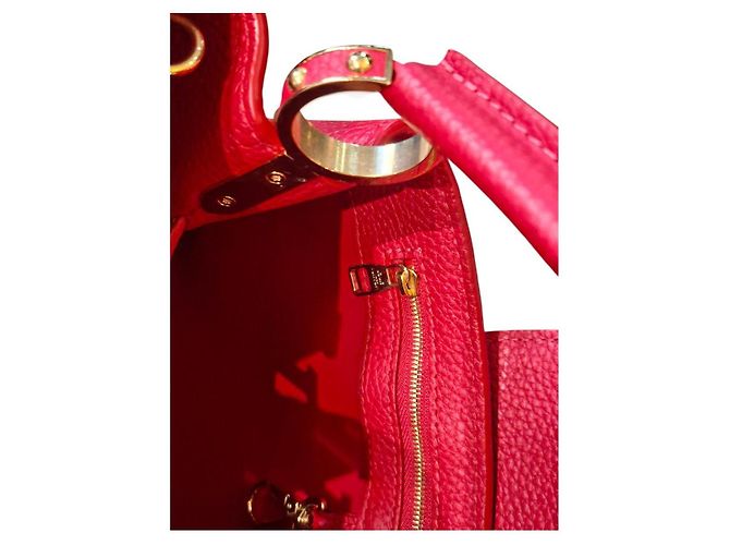 Louis Vuitton Capucines Borsa in Pelle Taurillon Rossa Rosso - vista 11