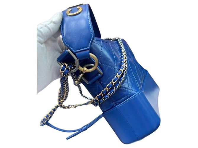 Chanel Gabrielle Borsa a Tracolla in Pelle Blu - vista 8