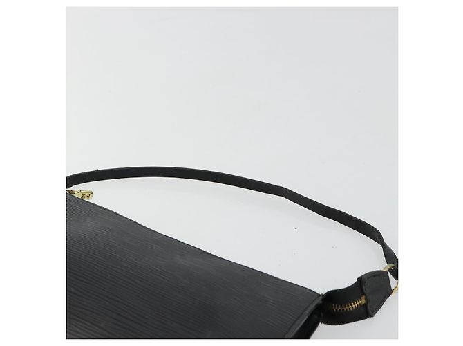 LOUIS VUITTON Epi Pochette Accessoires Pochette Nera M52982 LV Auth BA12799 Nero - vista 8