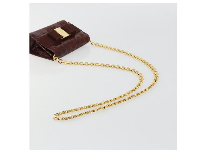 Borsa a catena Vara Ribbon in pelle Bordeaux e Oro Salvatore Ferragamo Auth 180672 - vista 7