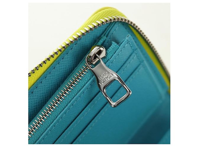 LOUIS VUITTON Cartera Zippy Playground Vertical Amarilla M82005 Auth 181139M Amarillo - vista 10
