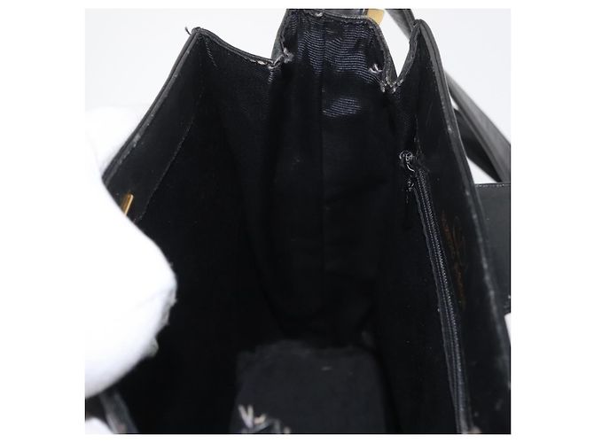 Borsa a Spalla VALENTINO in Pelle Nera e Oro Auth bs35258 Nero D'oro - vista 20