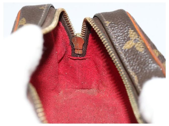 LOUIS VUITTON Monogram Trousse Wapity Pouch M58030 LV Auth 179929 Monogramma - vista 18
