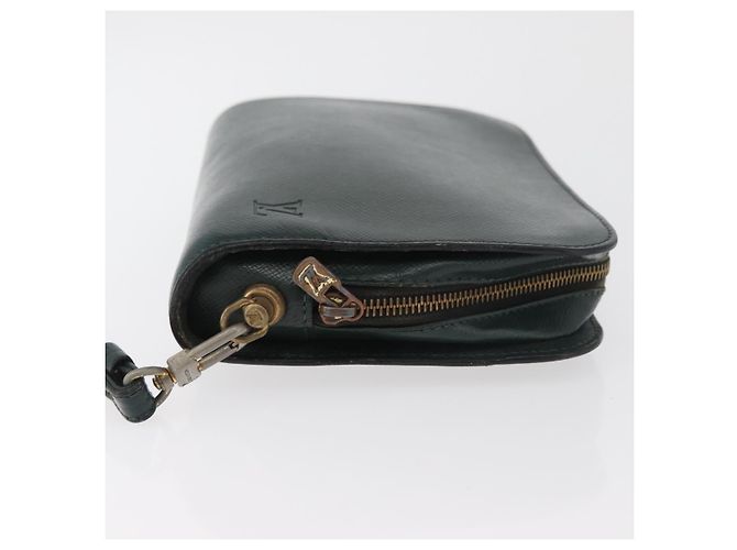 LOUIS VUITTON Clutch Taiga Baikal Epicea M30184 LV Auth 179963 - vista 4
