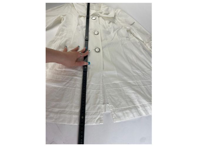 Vintage Courreges Baumwollmantel Weiß Silberne Knöpfe - Ansicht 13