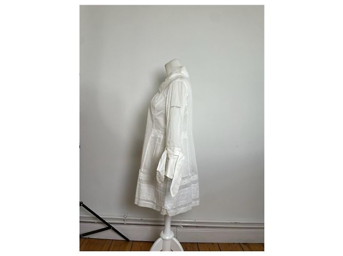 Vintage Courreges Baumwollmantel Weiß Silberne Knöpfe - Ansicht 2