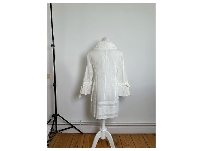Vintage Courreges Baumwollmantel Weiß Silberne Knöpfe - Ansicht 3