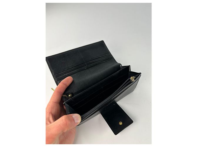 Vintage Givenchy 4G Logo Leather Wallet Black Gold - view 4