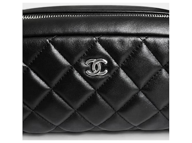 Chanel Vanity Case Medium Trapuntata Nera Nero Silver hardware - vista 5