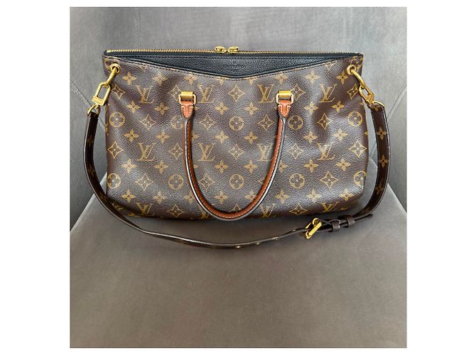 Louis Vuitton Monogram Pallas Borsa a Spalla Marrone Monogramma - vista 10