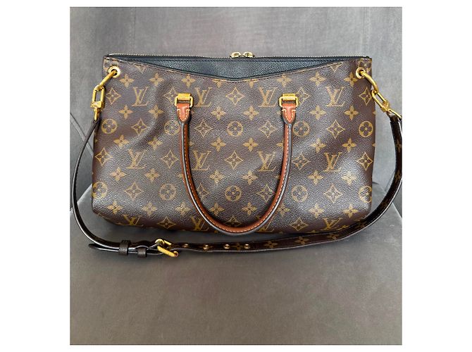 Louis Vuitton Monogram Pallas Borsa a Spalla Marrone Monogramma - vista 8