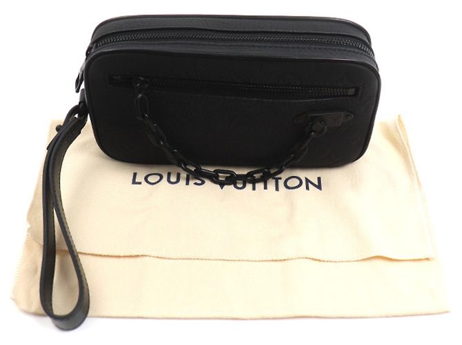Pochette Volga en cuir Taurillon Louis Vuitton Noir - vue 6