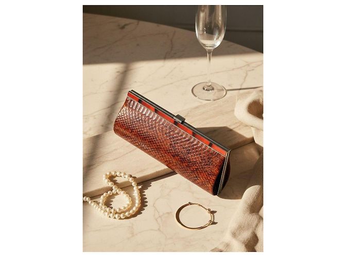 Autre Marque Braune Clutch aus geprägtem Pythonleder mit Griff - Ansicht 18