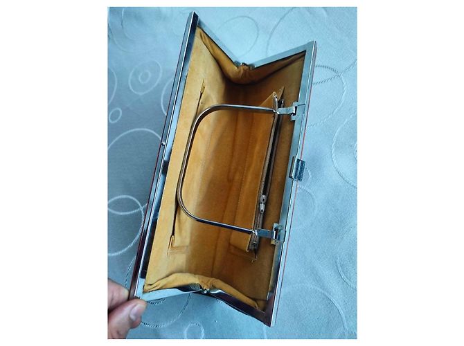 Autre Marque Braune Clutch aus geprägtem Pythonleder mit Griff - Ansicht 7