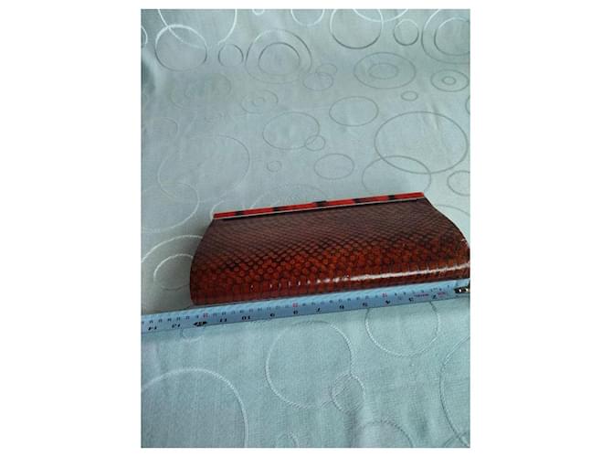 Autre Marque Braune Clutch aus geprägtem Pythonleder mit Griff - Ansicht 9