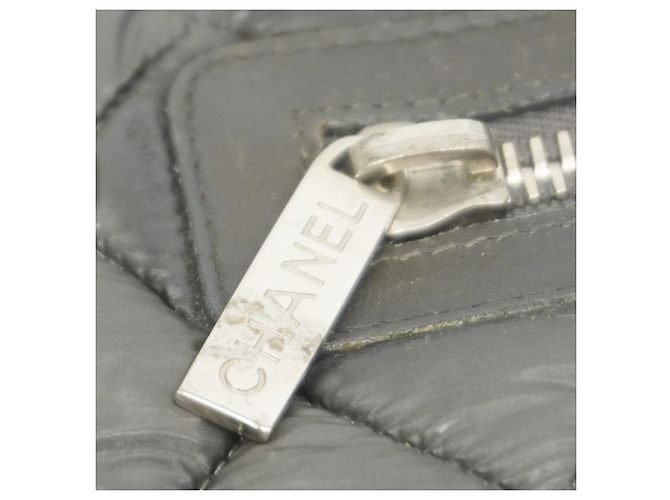 Borsa a tracolla Chanel Coco Cocoon in nylon grigio Marrone - vista 12