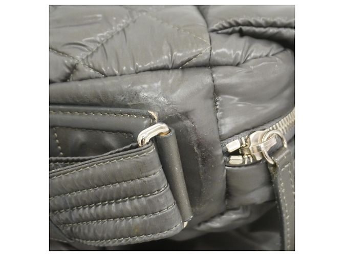 Borsa a tracolla Chanel Coco Cocoon in nylon grigio Marrone - vista 6
