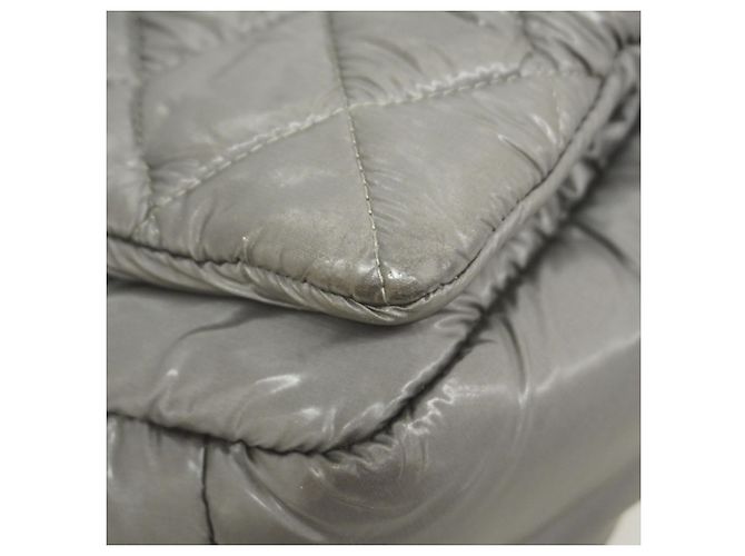 Borsa a tracolla Chanel Coco Cocoon in nylon grigio Marrone - vista 8