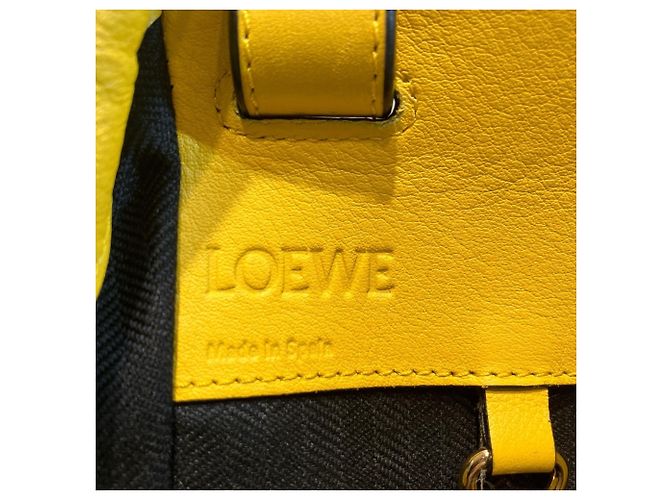 Borsa a mano Hammock Small in pelle Loewe Giallo - vista 4
