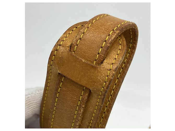 Bolsa de Ombro Louis Vuitton Monogram Gibeciere MM Marrom - vista 10