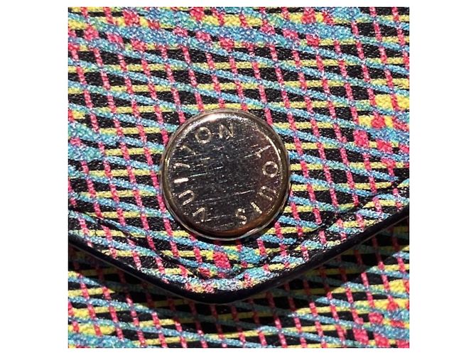 Cartera Bi-fold Louis Vuitton Monogram LV Pop Zoe Rosa Azul Amarillo - vista 6