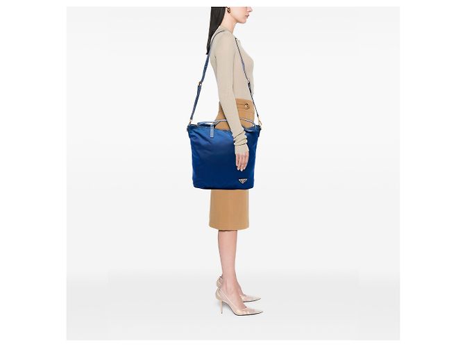 Borsa Tote Convertible Prada Blue Tessuto Zip Top - vista 6