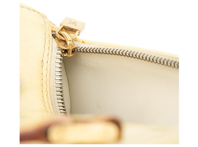 Louis Vuitton Beige Monogram Vernis Bedford - vista 6