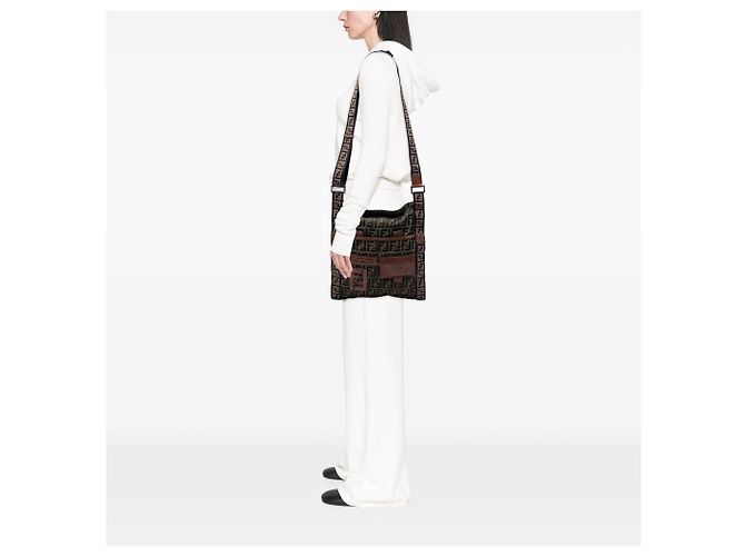 Borsa Messenger Flat Fendi Zucca Canvas FF marrone - vista 5