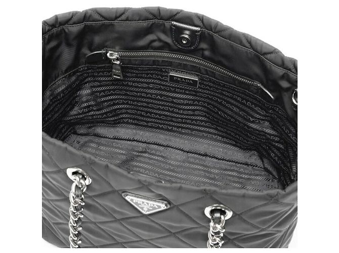 Borsa Tote in Nylon Trapuntato Prada Nero - vista 6