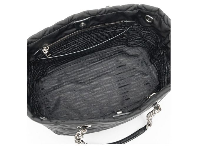 Borsa Tote in Nylon Trapuntato Prada Nero - vista 7