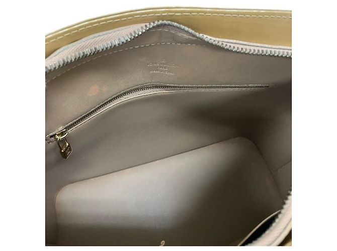 Borsa Louis Vuitton Monogram Vernis Houston Nocciola - vista 9