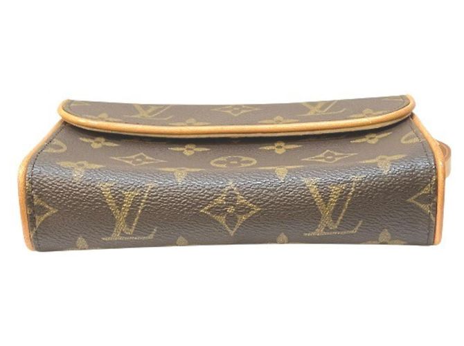 Louis Vuitton Monogram Pochette Florentine M51855 Brown - view 3