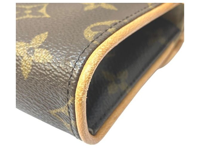Louis Vuitton Monogram Pochette Florentine M51855 Brown - view 5