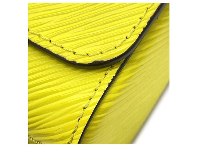 Borsa MINI Epi Twist Louis Vuitton Giallo - vista 10