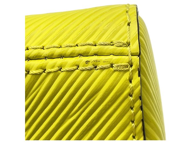 Borsa MINI Epi Twist Louis Vuitton Giallo - vista 11