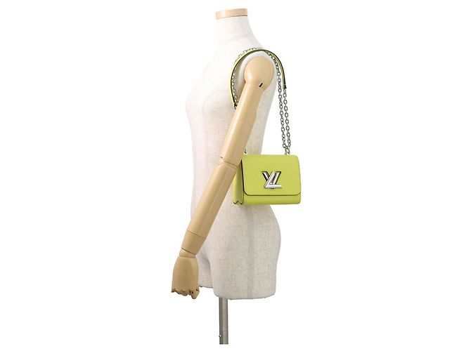 Borsa MINI Epi Twist Louis Vuitton Giallo - vista 4