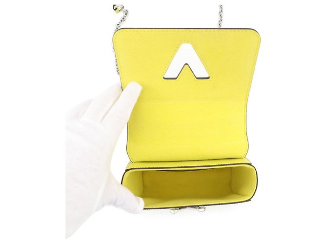 Borsa MINI Epi Twist Louis Vuitton Giallo - vista 6