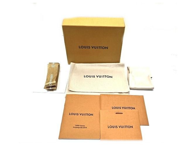 Porta-moedas Louis Vuitton Monogram Blossom Zippy Marrom Preto - vista 5