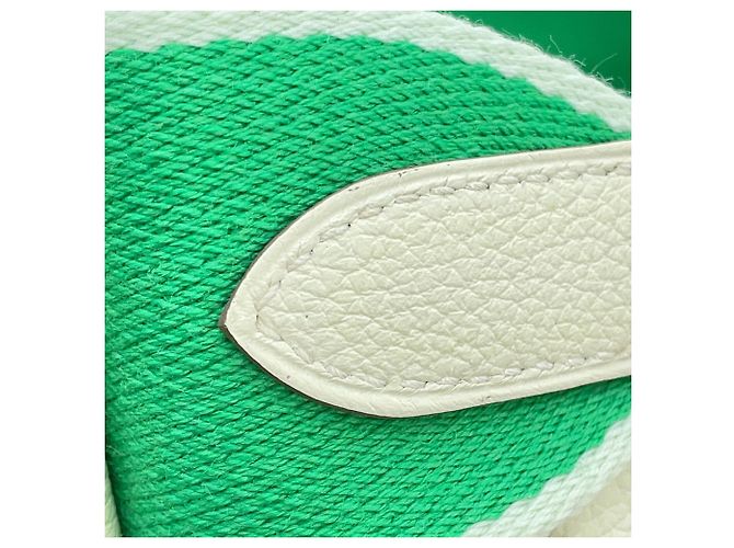 Borsa a tracolla Hermès Videpoche in pelle Togo Bianco Verde - vista 11