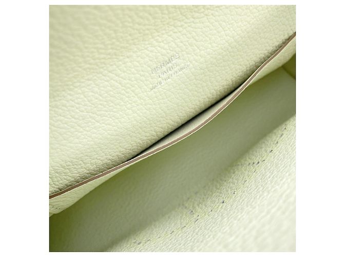 Borsa a tracolla Hermès Videpoche in pelle Togo Bianco Verde - vista 7