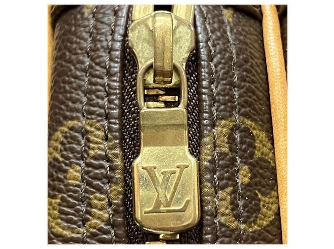 Bolso Louis Vuitton Monogram Reporter PM Castaño - vista 8