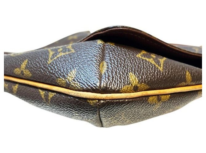 Louis Vuitton Monogram Musette Tango Handbag for Women Marrone - vista 6
