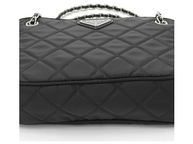 Borsa a tracolla in nylon trapuntato nero Prada - vista 4