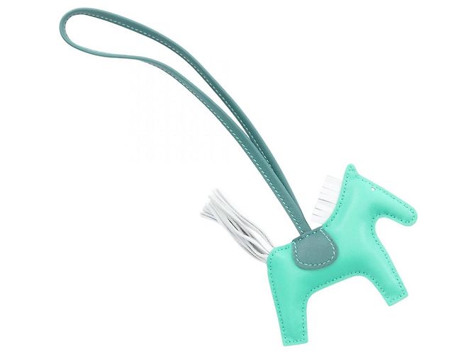 Hermès Charm Hermes Rodeo PM in Mint Malachite Blue Verde - vista 2