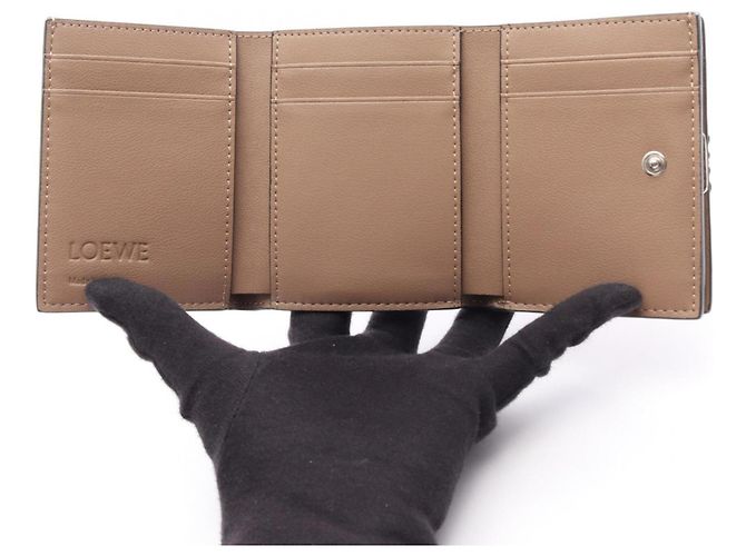 Loewe Anagram Trifold Wallet Braun - Ansicht 3