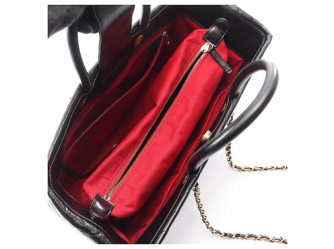 Timeless Borsa Tote 2-Way Chanel V-Stitch Nero - vista 3