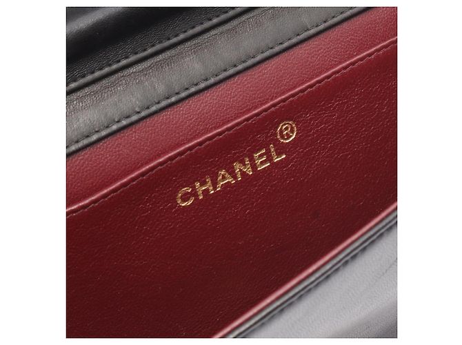 Borsa a tracolla Chanel Mini Matelassé Full Flap Nero - vista 4