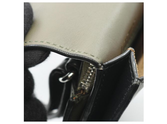 Borsa a tracolla piatta con soffietto Loewe Nero Cachi - vista 11