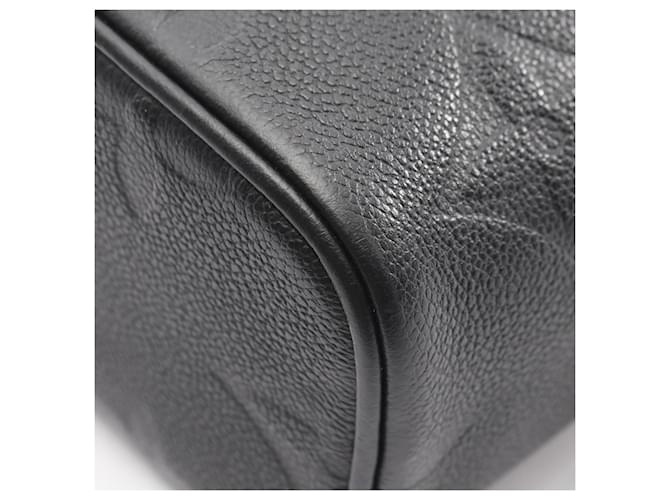 Borsa Louis Vuitton Monogram Empreinte Vanity PM Nero - vista 6